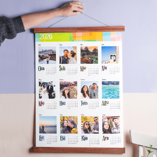 Renkli Tasarımlı Takvim Poster - 2026