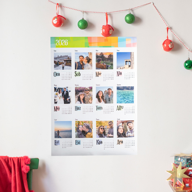 Renkli Tasarımlı Takvim Poster - 2026