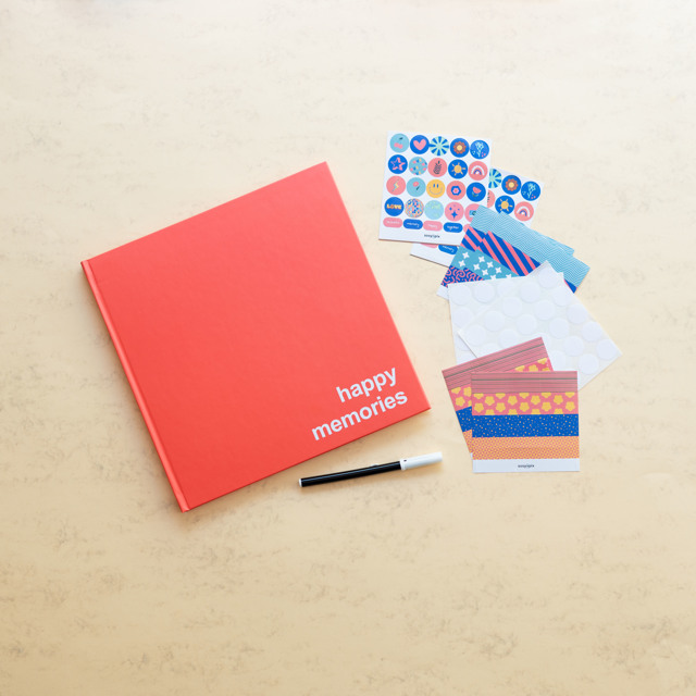 Happy Memories Big Scrapbook